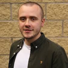 Rhuari Mcgowan (@Rhuari1)