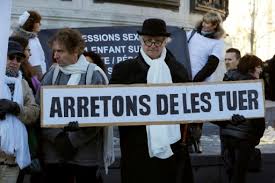 Christiane charnay est venue apporter son soutient à la lutte contre les violences faites aux femmes. A Paris Manifestation Contre Les Violences Faites Aux Femmes Le Point