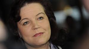 Holmlund: Luvattomien aseiden määrä saatava laskuun