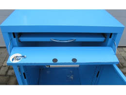Abschließbar, hebelverschluss kappenschloss kistenverschluss, eisenvernickelung, toggle latch fangen haspe für case box toolbox schublade schrank truhe, autoutlet 8x spannverschluss. Pc Schrank Abschliessbar Fahrbar Fur Werkstatt Gunstig Kaufen Divikom