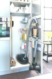 La sorcière du placard aux balais.si tu as aimé cette vidéo, met un pouce bleu et partage la vidéo ! Wunderbare Schrank Organisatoren Ikea Trend New York Contemporary Kitchen Inspiration Contemporary Ikea Inspiration Kitchen Sc Organisation Buanderie