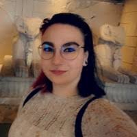 Stephanie Spry's Instagram, Twitter & Facebook