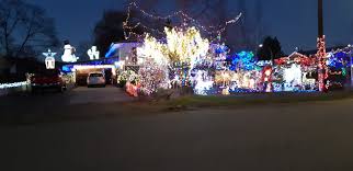 «candy cane lane» в инстаграм. Candy Cane Lane Kelowna Home Facebook