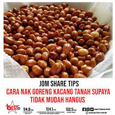 Untuk 1 kg kacang tanah, haluskan 5 siung bawang putih dan 1 sdm garam. Best My Korang Ada Tips Cara Nak Goreng Kacang Tanah Facebook