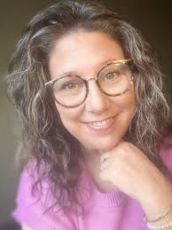 Kari Baker, Director of Education at the Mississippi Department of Archives  & History (MDAH), is our One to Watch this month! Kari's nomination  highlights her many accomplishments at MDAH (in a short