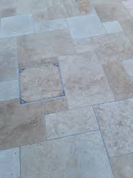 Regard Carrele En Travertin Travertin Terrasse Regard