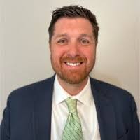 Lee Estes's Instagram, Twitter & Facebook