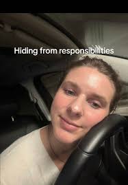 Hiding from responsibilities. I deserve a break between my 9-5 and 5-9  lives #isitjustme #9to5life #5to9afterthe9to5 #runningawayfromproblems  #needsleep