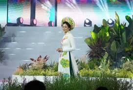 Ấn tượng trao giải Cuộc thi Duyên dáng Áo dài TP Hồ Chí Minh | baotintuc.vn