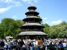 Der englische garten befindet sich im münchner nordosten am westufer der isar. Bild Chinesischer Turm Im Englischen Garten Zu Englischer Garten In Munchen