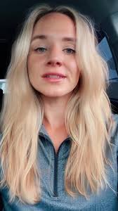 Engaging with Single Life: A Lonely Woman's Call