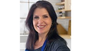 Kim Muldrow's Instagram, Twitter & Facebook