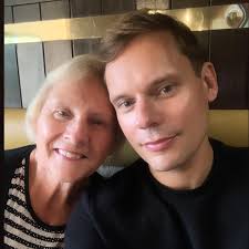 Had a wonderful visit with family in Michigan . Feeling very blessed.  #lovemyfamily❤️