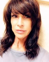 Heidi Hutton's Instagram, Twitter & Facebook