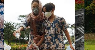 Bukan hanya mendapat banyak sekali pujian, unggahan tersebut juga dibanjiri banyak cinta dari netizen. Satu Tahun Kepergian Ashraf Sinclair Seperti Ini Unggahan Instagram Bcl Dara Co Id