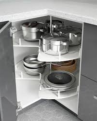Ordena tu cocina con nuestros accesorios, aprovecha al máximo el espacio y consigue un acceso cómodo y fácil al interior de tus armarios de cocina. Estantes Giratorios Para Mueble Esquinero De Cocina Almacenaje De Cocina Diseno Muebles De Cocina Y Cocinas Esquina