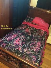 Twin size xtra realtree camo. Muddy Girl Camo Twin Size Bedding Set By Durhamcrafts On Etsy Muddy Girl Camo Camo Girl Muddy Girl