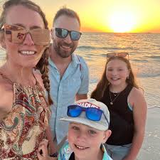 Megan Winter (@megan.winter.144) • Facebook