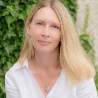 Donna Duffield's Instagram, Twitter & Facebook