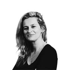 Cláudia lucas chéu (lisboa, 3 de janeiro de 1978) é uma poeta, novelista, contista, dramaturga e argumentista portuguesa. Claudia Lucas Cheu Publico