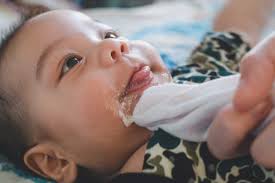 Wetv sinetron 9 bulan bercerita tentang welly yang diperankan oleh fero walandow yang bersedia menikah kontrak dengan karen (pamela bowie). Bayi Sering Muntah Kapan Harus Dibawa Ke Dokter
