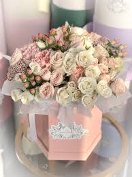 Pin By The Secret Garden Of Chicago On Flowers Luxury Flower Arrangement Beautiful Rose Flowers Luxury Flowers