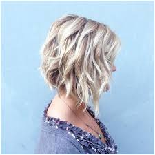 Carre Plongeant Frise Court Carre Plongeant Boucle Carre Plongeant Boucle Coiffure Coiffure Mariage Carre Plongeant