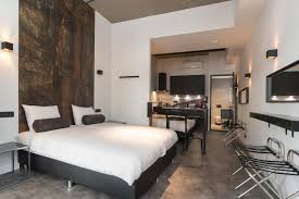 Dordrecht station is 10 minutes by foot and zwijndrecht station is 26 minutes. Midtown Hotel Rotterdam Wohnungen Rotterdam