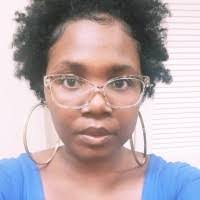 Robin Heil's Instagram, Twitter & Facebook