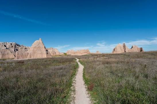 20 Best Things to Do in Badlands National Park — noahawaii