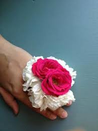 Image result for ring flower gajra