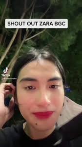 Zara Clapping Mocking in A Fight