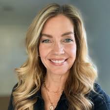 This week I got to share the news with 9 of my super talented Education  Elements colleagues that they are getting promoted. Cristina Strunk, Meghan  Strandell, Jason Broussard, and Brian Seay… |