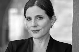 Madonna und wir: Bekenntnisse (suhrkamp taschenbuch) : Grether, Kerstin,  Grether, Sandra: Amazon.de: Bücher