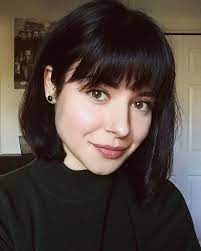 This graduate bob features an incredibly intense and vibrant angle that creates a style with a lot of angular attitude. Bob Hairstyles Hairstyles Bangs Bob Hairstyles With Bangs Bob Hairstyles Shoulder Length Curly B Bob Hairstyles Hairstyles With Bangs Bob Hairstyles With Bangs