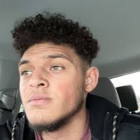 10+ "Lukas Robinson" profiles