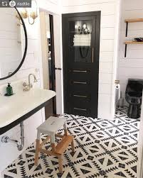 Black And White Farmhouse Bathroom Tile 48 Cool Stone Tile Bathroom Designs Ideas Decoomo Com Stone Tile Bathroom Bathroom Tile Designs Farmhouse Bathroom Mirrors