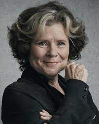 Nel 2005 è stata candidata all'oscar alla miglior attrice e ai golden globe per la sua interpretazione ne il segreto di vera drake di mike leigh, pellicola grazie a cui si è aggiudicata la coppa volpi per la migliore interpretazione femminile alla 61ª mostra internazionale d'arte. Imelda Staunton Harry Potter Wiki Fandom