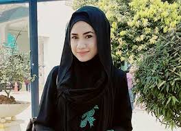 Mila jirin bagaimanapun berkata hubungan beliau dan bakal suami bermula sebagai kawan dan mereka sudah berkenalan semenjak beliau belum bergelar artis pada usia 18 tahun. Mila Jirin Bakal Suami Nikah 11 November Ini