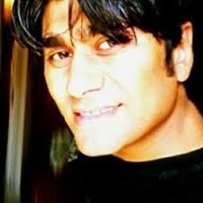 Listen to Hawa Thami Zaror Thi Lekin by Urdu Poetry in shayari playlist  online for free