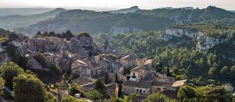 Situé au coeur de la balagne et à 500 mètres d'altitude, il a une architectutre. Plus Beaux Villages De France Decouvrez 10 Villages Certifies
