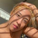 Heather Razo's Instagram, Twitter & Facebook