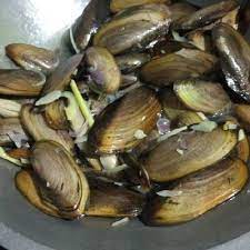 Lokan sejenis kerang besar yang hidup di selat atau teluk. Mengolah Kijing Besar Air Tawar Resep Oseng Oseng Kijing Pedas Cara Masak Kerang Air Tawar Kijing Empuk Dan Enak Youtube