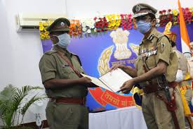 Odisha police and transparent png images free download. Odisha Police Organisation Sri Gajendra Behera Inspector Vigilance Cuttack Is Conferred With Dgp S Disc Today For His Outstanding Performance On The Occasion Of 86thodishapoliceformationday Odisha Police Is Proud Of His Selfless