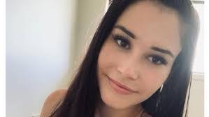 Sabrina Cahill's Instagram, Twitter & Facebook