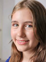 What are good makeup lesson recommendations in Brisbane for an older face?