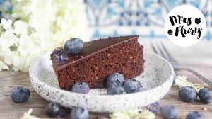 Zunächst einmal bedeutet ohne zucker nicht unbedingt ohne süße. Gesunder Schokokuchen Vegan Ohne Zucker Youtube