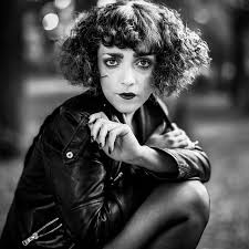 Jill johnson & shima niavarani 2020. Shima Niavarani Face Wonder Woman Girl