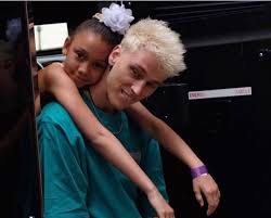 Machine Gun Kelly Instagram Live Stream 4 February 2020 Life imitated art on that one, referencing his music video for bloody valentine which finds kellz and fox in a steamy relationship. machine gun kelly instagram live