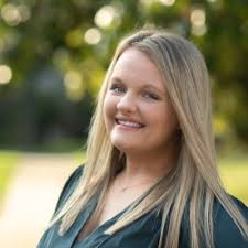 Dr. Stephanie Masters (@SLMasters11)